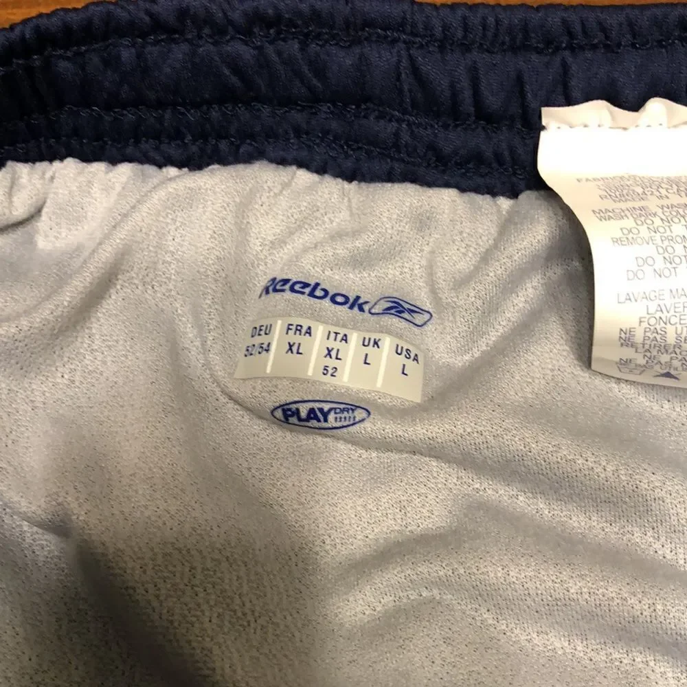 NWT Reebok Men’s Workout Shorts W/gray liner